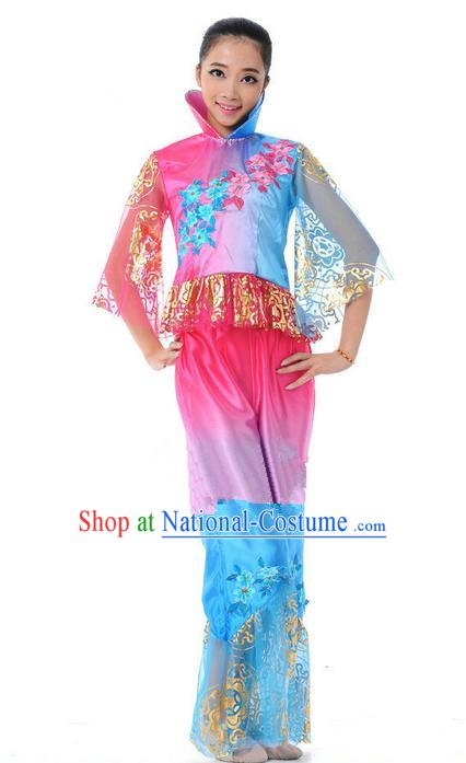 Traditional Chinese Classical Dance Yangge Fan Dancing Mandarin Sleeve Costume, Folk Dance Drum Dance Uniform Yangko Pink Clothing for Women