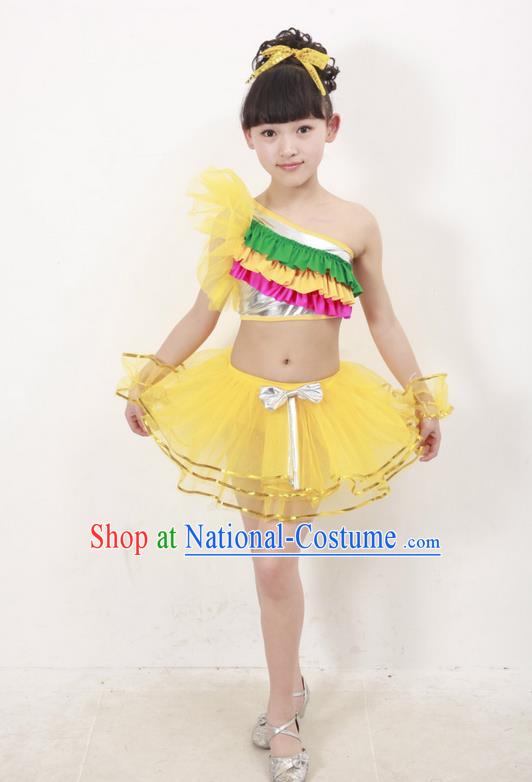 Traditional Chinese Yangge Fan Dancing Costume and Accessories