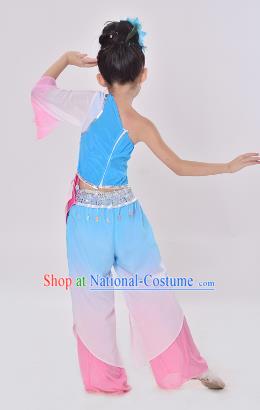 Traditional Chinese Yangge Fan Dancing Costume and Accessories