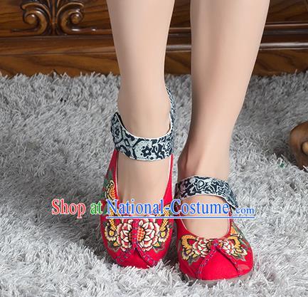 Traditional Chinese Shoes, China Handmade Linen Embroidered Flowers Red Shoes, China Ancient Cloth Shoes for Women