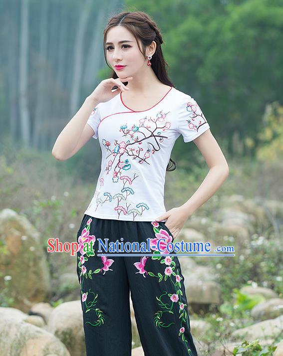 Traditional Chinese National Costume, Elegant Hanfu Embroidery Flowers White T-Shirt, China Tang Suit Blouse Cheong-sam Upper Outer Garment Qipao Shirts Clothing for Women