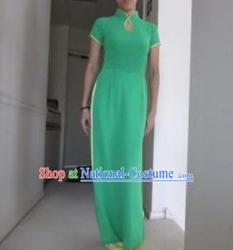 Top Grade Asian Vietnamese Traditional Dress, Vietnam National Ao Dai Dress, Vietnam Princess Green Dress and Loose Pants Complete Set Cheongsam Clothing for Women