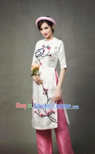 Traditional Top Grade Asian Vietnamese Costumes Dance Dress, Vietnam National Female Handmade Queen White Embroidery Flowers Ao Dai Dress Cheongsam Clothing for Women