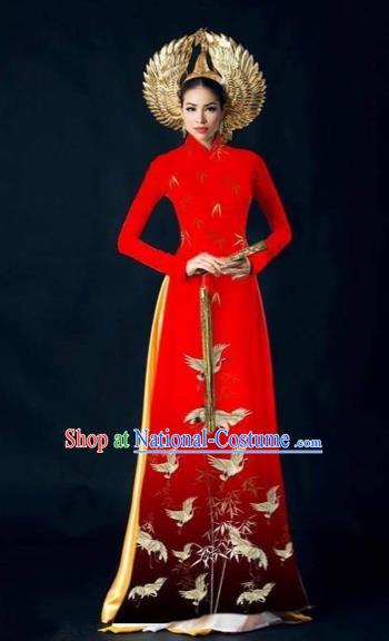 Traditional Top Grade Asian Vietnamese Costumes Dance Dress and Pants Complete Set, Vietnam National Women Ao Dai Dress Crane Painting Red Cheongsam Clothing