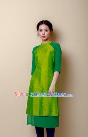 Traditional Top Grade Asian Vietnamese Costumes Dance Dress, Vietnam National Female Handmade Green Embroidered Ao Dai Dress Cheongsam Clothing for Women