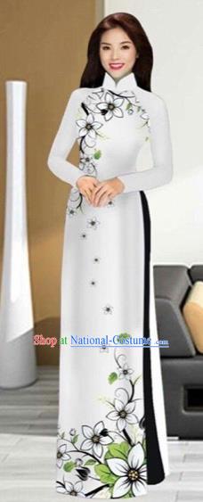 Traditional Top Grade Asian Vietnamese Costumes Handmade White Full Dress and Pants, Vietnam National Ao Dai Dress Etiquette Qipao for Women