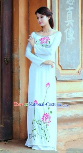 Traditional Top Grade Asian Vietnamese Costumes Classical Hand Printing Lotus Flowers Dowager Full Dress, Vietnam National Ao Dai Dress Bride White Chiffon Qipao for Women