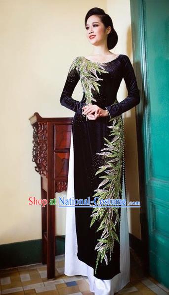 Traditional Top Grade Asian Vietnamese Costumes Classical Black Pleuche Full Dress, Vietnam National Ao Dai Dress Catwalks Bride Beading Qipao for Women