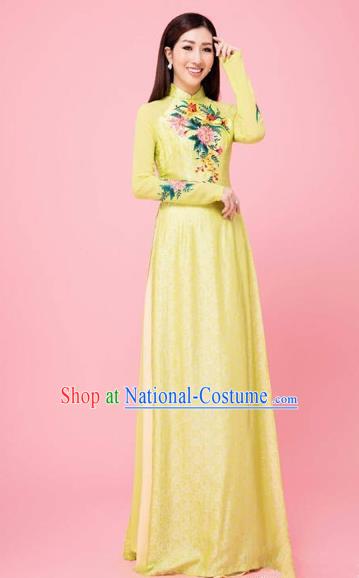 Traditional Top Grade Asian Vietnamese Costumes Classical Hand Embroidery Wedding Full Dress, Vietnam National Ao Dai Dress Bride Yellow Stand Collar Qipao for Women