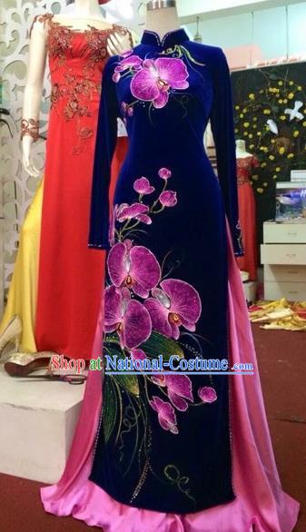 Traditional Top Grade Asian Vietnamese Costumes Classical Hand Painting Full Dress Dance Cothing, Vietnam National Ao Dai Dress Catwalks Debutante Pleuche Qipao for Women