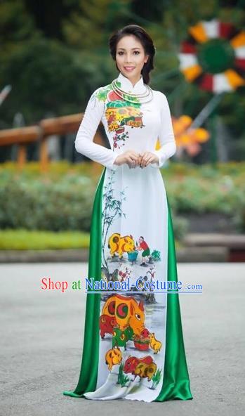 Traditional Top Grade Asian Vietnamese Costumes Classical Printing Full Dress, Vietnam National Ao Dai Dress Catwalks Debutante White Qipao for Women