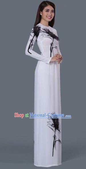 Traditional Top Grade Asian Vietnamese Costumes Classical Princess Ink Painting Full Dress, Vietnam National Ao Dai Dress White Cheongsam for Women