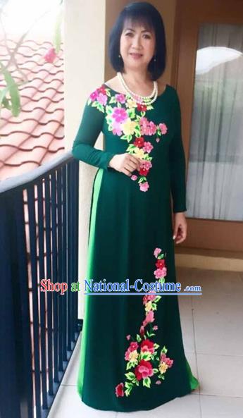 Traditional Top Grade Asian Vietnamese Costumes Classical Embroidery Flowers Cheongsam, Vietnam National Ao Dai Dress Green Full Dress for Women