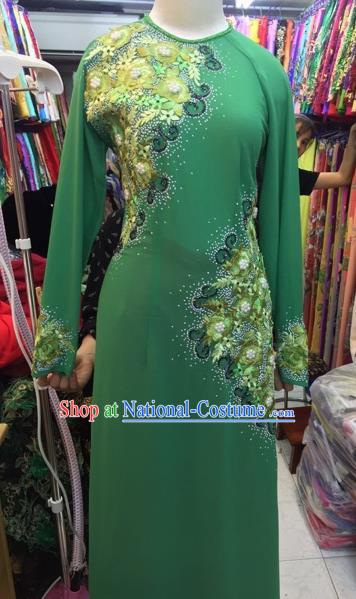 Traditional Top Grade Asian Vietnamese Costumes Classical Wedding Bride Embroidery Beading Cheongsam, Vietnam National Green Ao Dai Dress for Women