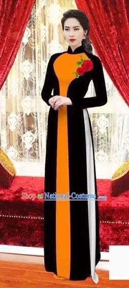 Traditional Top Grade Asian Vietnamese Costumes Classical Wedding Bride Toast Cheongsam, Vietnam National Princess Matching Black Ao Dai Dress for Women