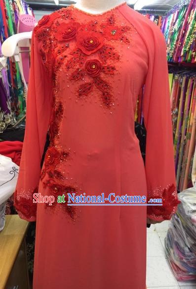 Traditional Top Grade Asian Vietnamese Costumes Classical Bride Wedding Embroidery Cheongsam, Vietnam National Red Ao Dai Dress for Women