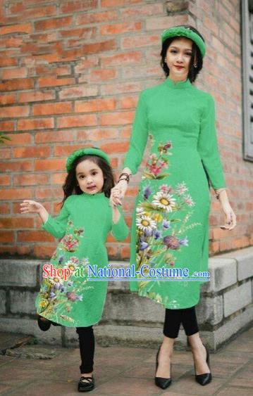 Traditional Top Grade Asian Vietnamese Costumes Classical Printing Daisy Flowers Green Cheongsam, Vietnam National Mother-daughter Ao Dai Dress for Women for Kids