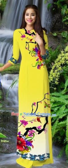 Traditional Top Grade Asian Vietnamese Costumes Classical Yellow Cheongsam, Vietnam National Printing Ao Dai Dress for Women