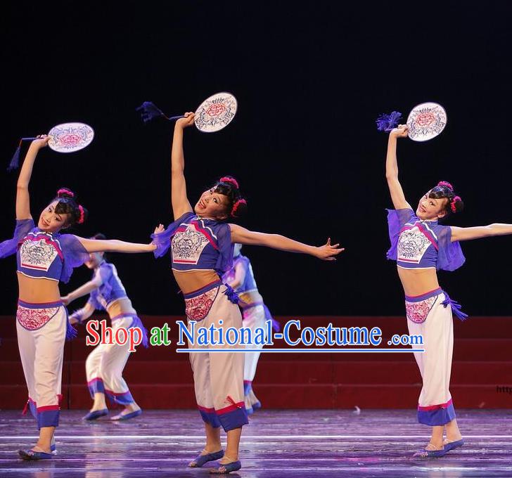 Traditional Chinese Classical Dance Yangge Fan Dancing Costume, Folk Dance Drum Dance Uniform Yangko Clothing for Girls