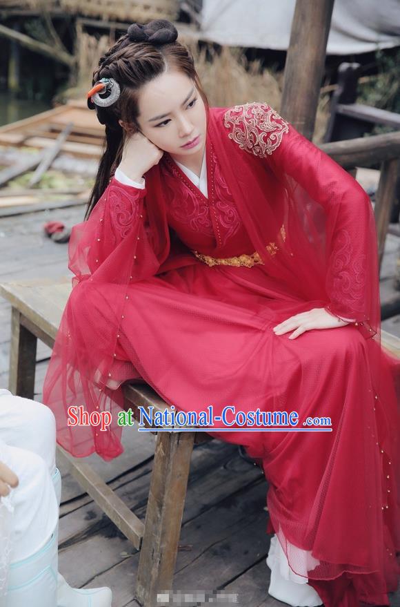 Traditional Chinese Ancient Ming Dynasty Swordswoman Costume, New Dragon Gate Inn Landlady Heroine Hanfu Embroidered Red Clothing and Handmade Headpiece Complete Set