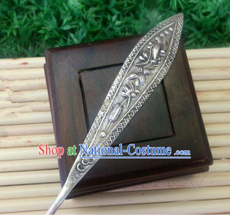 Traditional Chinese Ancient Classical Handmade Hair Accessories Hanfu Headwear Palace Silver Hairpin for Women