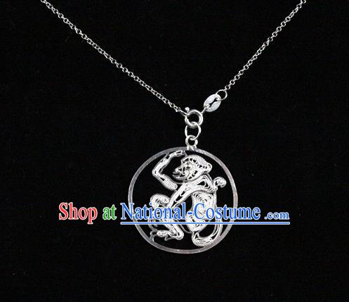 Traditional Handmade Chinese Ancient Classical Accessories Pure Sliver Chinese Zodiac Pendant Monkey Lacing Pendent for Women