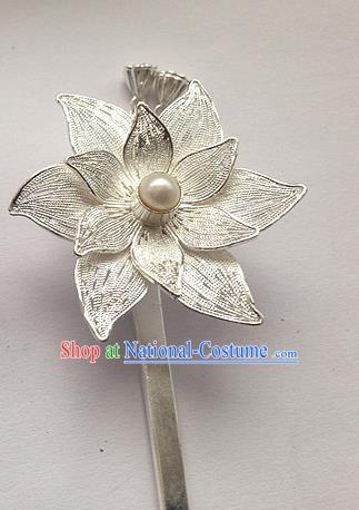 Traditional Handmade Chinese Ancient Classical Hair Accessories Barrettes Hairpins, Pure Sliver Pearl Lotus Step Shake Hair Sticks for Women