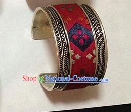 Traditional Chinese Miao Nationality Accessories Bracelet, Hmong Female Ethnic Pure Sliver Embroidery Bangle for Women