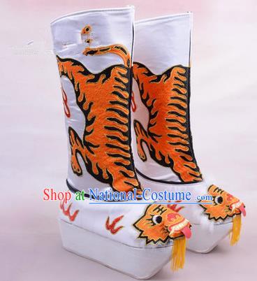 Chinese Ancient Peking Opera King Embroidered High Leg Boots, Traditional China Beijing Emperor Opera White Embroidered Steller Shoes