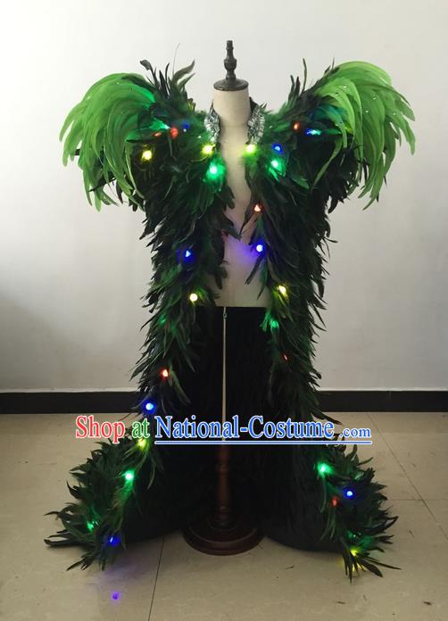 Top Grade Professional Performance Catwalks Led Light Costume, Traditional Brazilian Rio Carnival Samba Modern Fancywork Green Feather Clothing for Kids