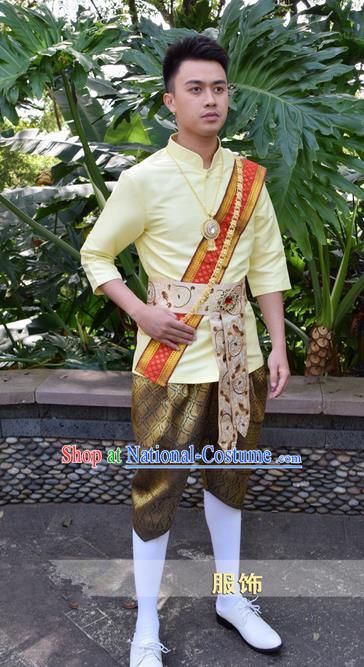 Traditional Traditional Thailand Male Clothing, Southeast Asia Thai Ancient Costumes Dai Nationality Yellow Shirt and Pants for Men