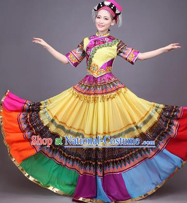 Traditional Chinese Yi Nationality Dance Costume, Yizu Female Folk Dance Ethnic Pleated Skirt, Chinese Yi Minority Nationality Embroidery Dress for Women