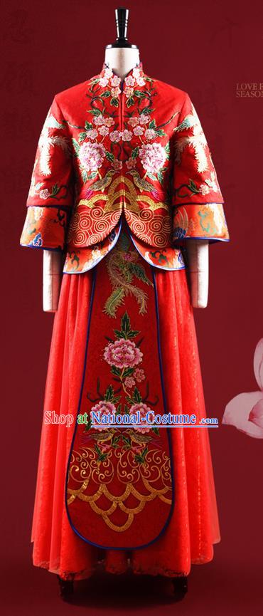 Traditional Chinese Wedding Costume XiuHe Suit Clothing Dragon and Phoenix Flown, Ancient Chinese Bride Embroidered Peony Cheongsam Dress for Women