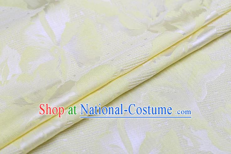 Chinese Traditional Flower Silk Fabric Brocade Embroidered Fabric Dress Material