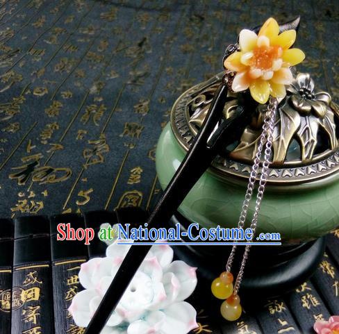 Traditional Handmade Chinese Ancient Classical Hair Accessories Ebony Hairpins, Princess Yellow Peach Blossom Tassel Step Shake Headpiece for Women