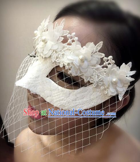 Top Grade Chinese Theatrical Luxury Headdress Ornamental White Lace Mask, Halloween Fancy Ball Ceremonial Occasions Handmade Bride Face Mask for Women