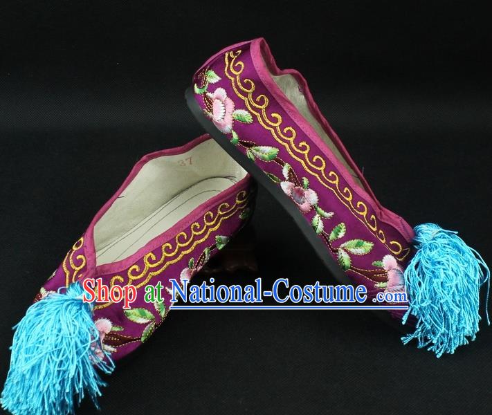 Traditional China Beijing Opera Hua Tan Embroidered Purple Shoes, Ancient Chinese Peking Opera Young Lady Diva Princess Blood Stained Shoes