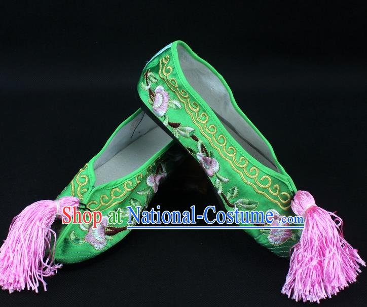 Traditional China Beijing Opera Hua Tan Embroidered Green Shoes, Ancient Chinese Peking Opera Young Lady Diva Princess Blood Stained Shoes