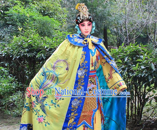 Traditional China Beijing Opera Young Lady Costume Diva Embroidered Phoenix Yellow Cloak, Ancient Chinese Peking Opera Hua Tan Embroidery Cape Clothing