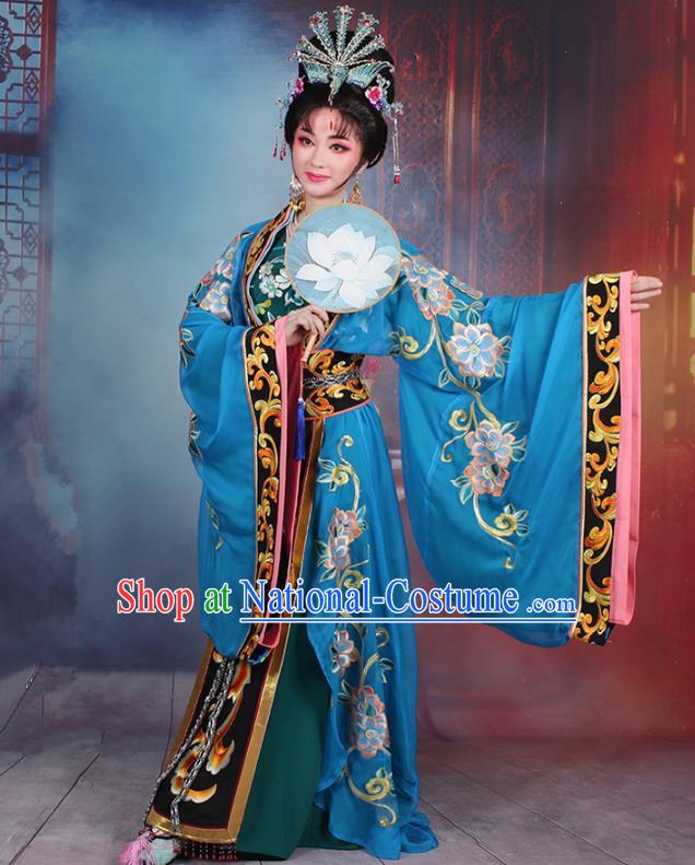 Traditional China Beijing Opera Young Lady Hua Tan Costume Princess Blue Embroidered Cape, Ancient Chinese Peking Opera Diva Embroidery Dress Clothing