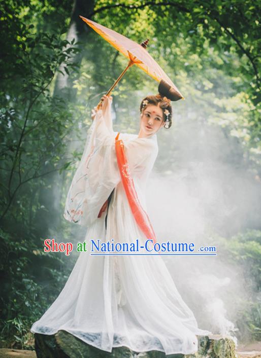 Traditional Chinese Jin Dynasty Young Lady Embroidery Costume, Elegant Hanfu Clothing Chinese Ancient Princess Dress Clothing for Women