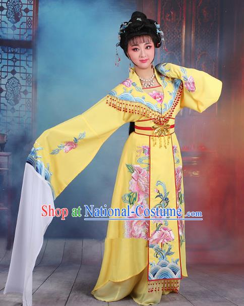 Traditional China Beijing Opera Young Lady Hua Tan Costume Yellow Embroidered Dress, Ancient Chinese Peking Opera Diva Senior Concubine Embroidery Clothing