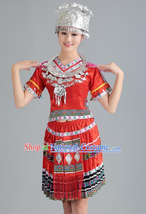 Traditional Chinese Miao Nationality Dance Costume, Hmong Female Folk Dance Ethnic Red Pleated Skirt, Chinese Minority Nationality Embroidery Clothing for Women