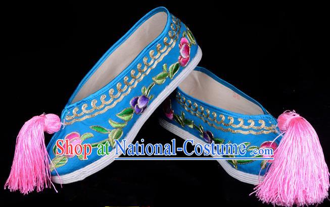 Top Grade Professional Beijing Opera Hua Tan Embroidered Blue Cloth Shoes, Traditional Ancient Chinese Peking Opera Diva Princess Blood Stained Shoes