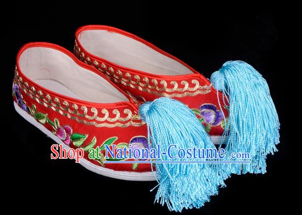 Top Grade Professional Beijing Opera Hua Tan Embroidered Red Cloth Shoes, Traditional Ancient Chinese Peking Opera Diva Princess Blood Stained Shoes