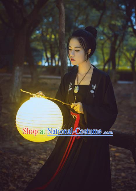 Traditional Ancient Chinese Song Dynasty Imperial Princess Costume, Elegant Hanfu Chinese Ancient Young Lady Swordswoman Embroidered Clothing