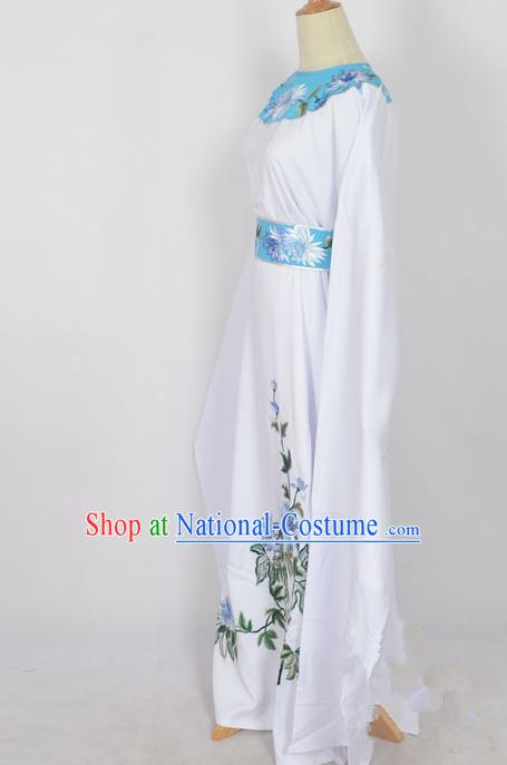 Traditional Chinese Professional Peking Opera Young Men Niche Costume White Embroidery Robe, China Beijing Opera Nobility Childe Scholar Embroidered Clothing