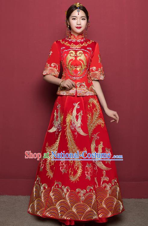 Traditional Ancient Chinese Wedding Costume Embroidery Middle Sleeve Xiuhe Suits, Chinese Style Wedding Dress Red Restoring Longfeng Dragon and Phoenix Flown Bride Toast Cheongsam for Women