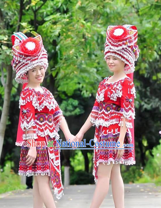 Traditional Chinese Miao Nationality Costume and Headwear, Hmong Folk Dance Ethnic Red Short Tassel Pleated Skirt, Chinese Minority Nationality Embroidery Clothing for Women