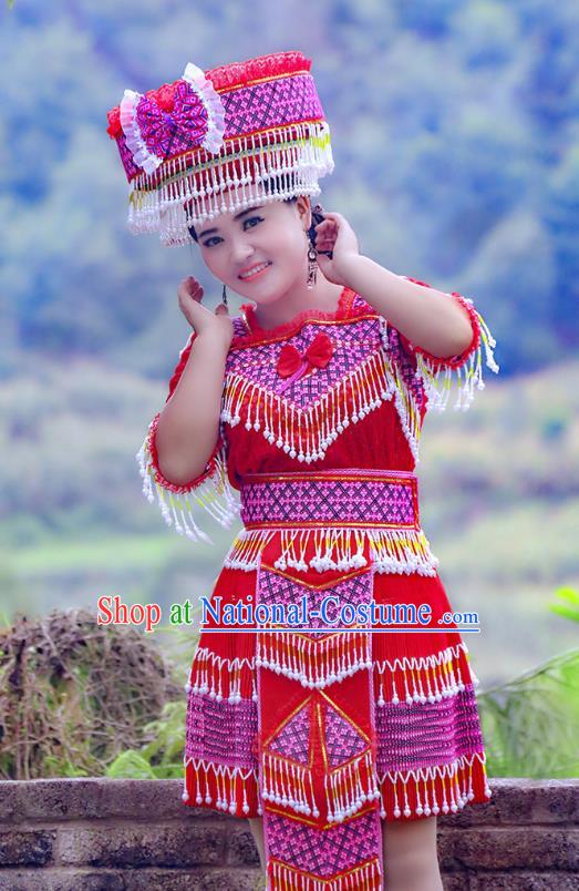 Traditional Chinese Miao Nationality Wedding Costume and Hat, Hmong Young Lady Folk Dance Ethnic Red Pleated Skirt, Chinese Minority Nationality Embroidery Clothing for Women